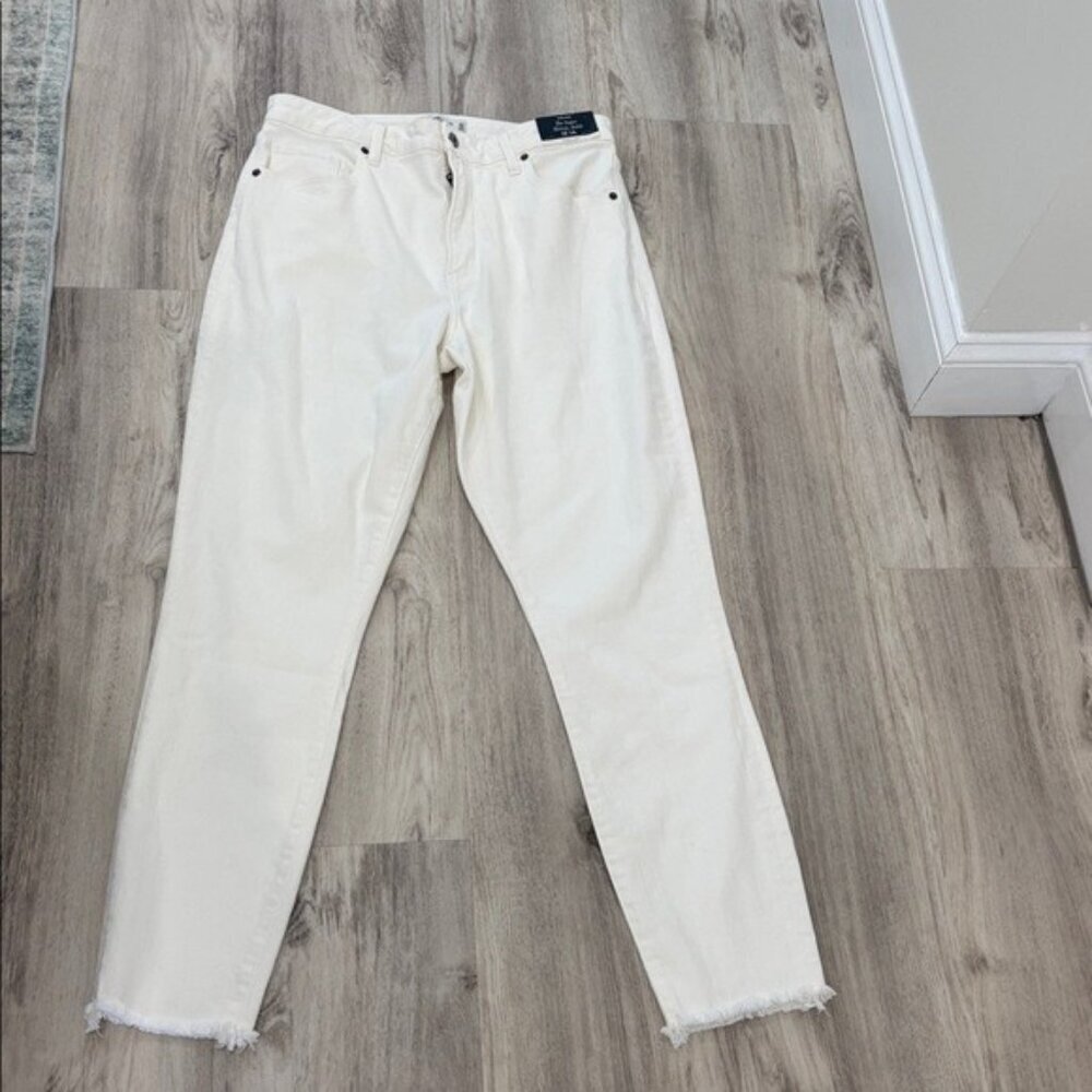 Abercrombie & Fitch mid rise super skinny ANKLE White Jeans size 32 NWT STRETCH - Picture 3 of 11